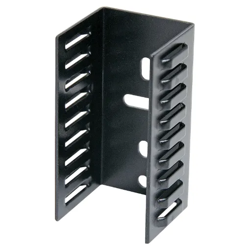 Use with flat pack or TO-3 package. Thermal resistance:6 deg. C/W.Dimensions: 	32W x 61L x 30H