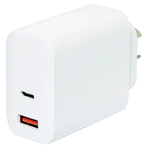 This powerful 65W USB charger features a QuickCharge 3.0 port as well as a USB C port to suit the latest devices.