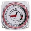 24 hour 240V mains operated ON/OFF timer. ON periods are set manually with the 15 minute increment
tabs. Timer may be manually selected ON or OFF regardless of set time periods. Not suitable for use in direct sunlight. 6.3mm spade connections.