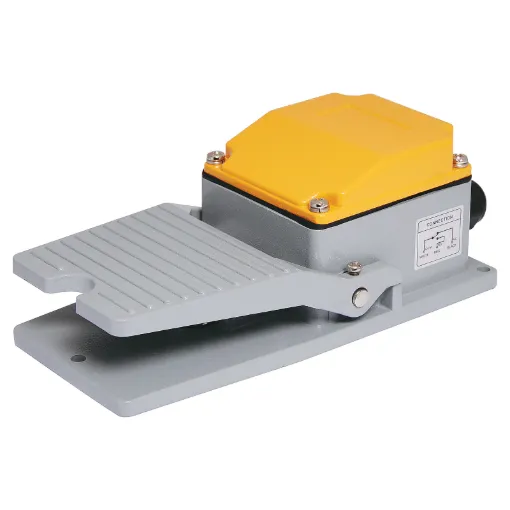 Designed for foot operation of DC powered equipment. Diecast aluminium casing ensures a long life. Requires screw mounting to surface.  198L x 98W x 73Hmm.