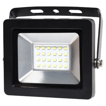 These 12V DC flood lights are an ideal addition to a 4WD, caravan, camper or worksite machinery. Fitted with stainless steel hardware and brackets to ensure a long life in harsh outdoor conditions. IP65 rated.