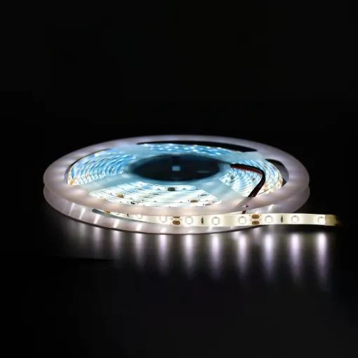 We recommend the use of X 3224A/X 3225A protective end caps with silicone sealant to prevent moisture ingress.